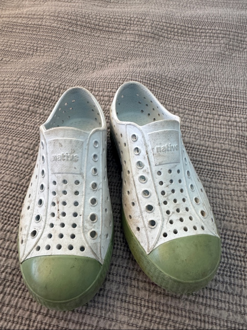 Native Kids White and Green Jefferson Slip-On Shoes